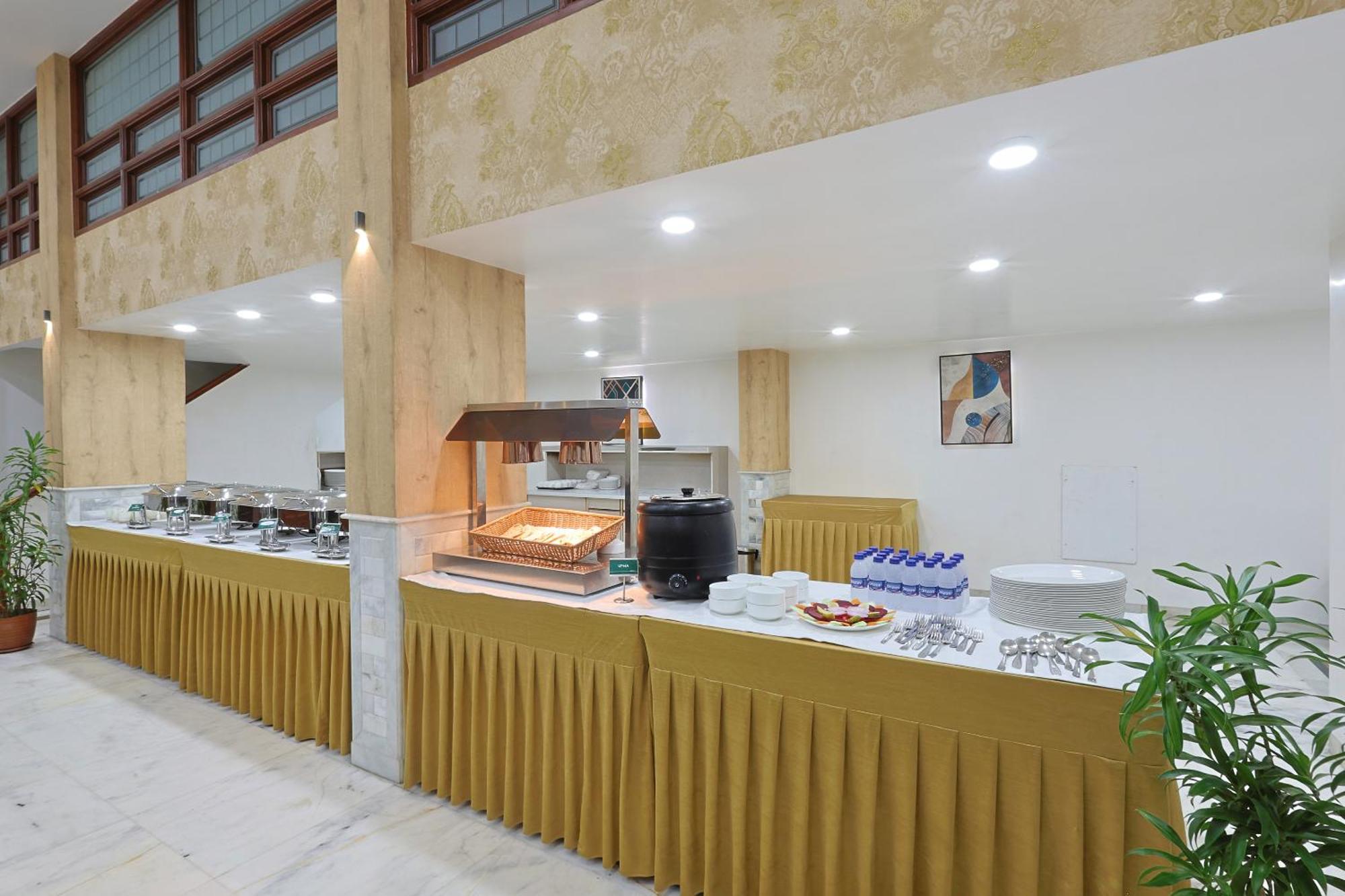 Hotel Apex スーラト エクステリア 写真