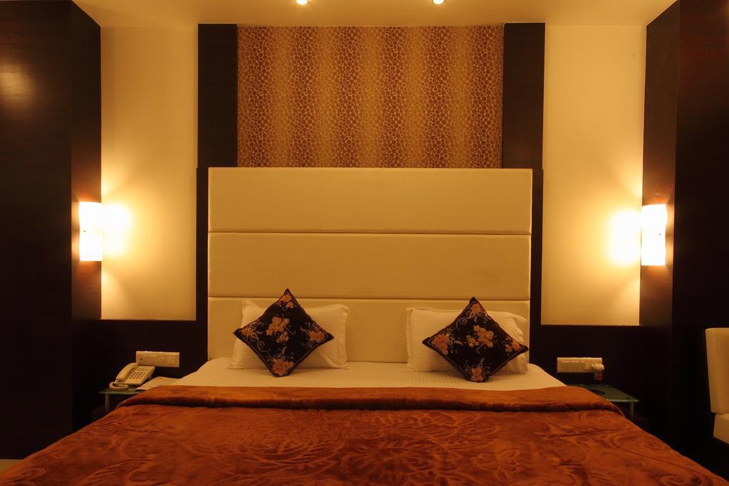 Hotel Apex スーラト 部屋 写真